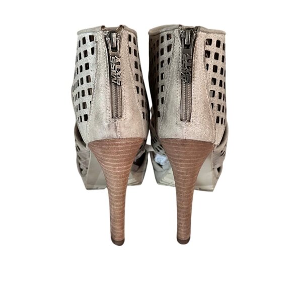 MISS SIXTY TIANA CUT-OUT LEATHER HEELS, NIB - Picture 7 of 8